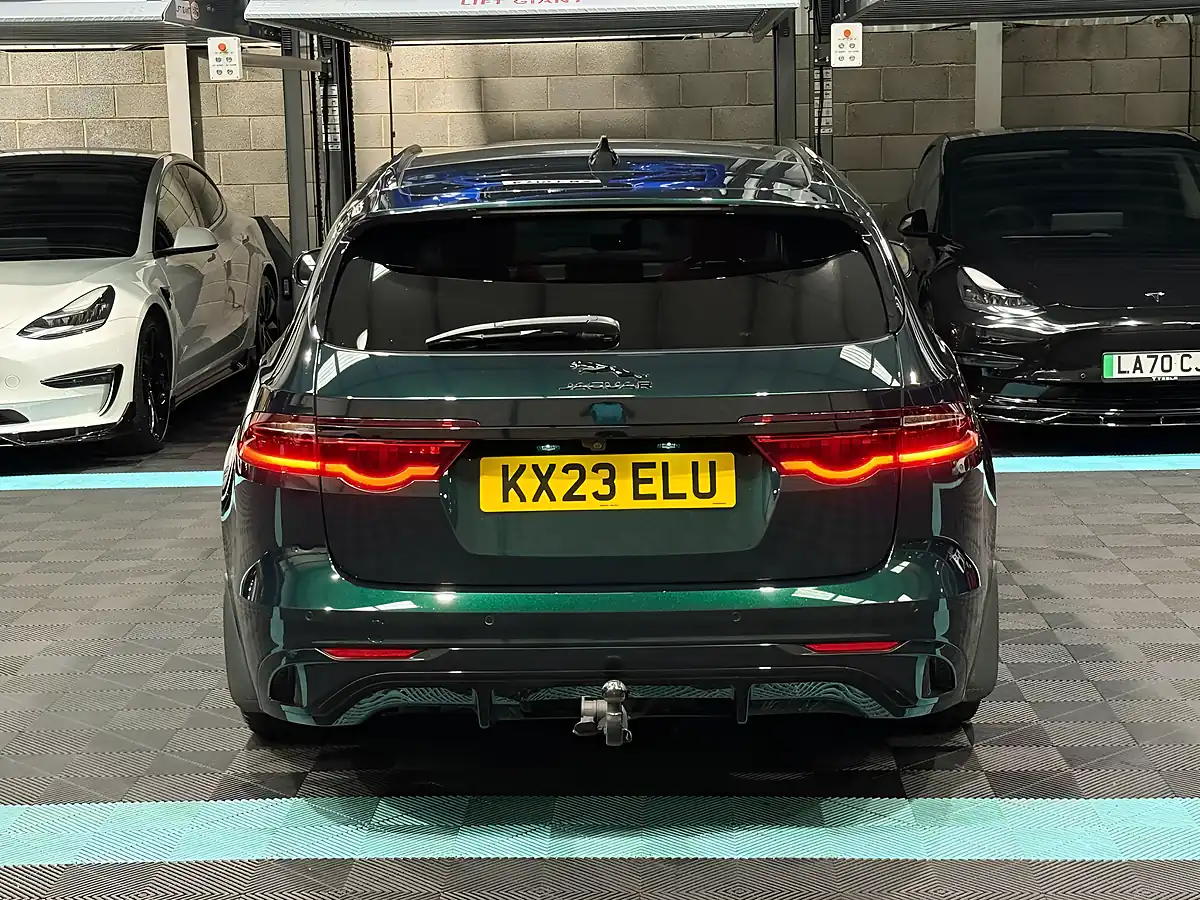 Used 2023 Jaguar Xf R-Dynamic Se Black Sportbrake British Racing Green - Interior and Exterior details 8