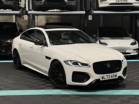 2023 Jaguar XF R-Dynamic SE 2.0 D200