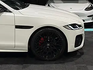 Used 2023 Jaguar Xf R-Dynamic Se Black White - Interior and Exterior details 13