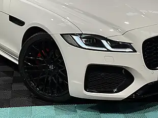 Used 2023 Jaguar Xf R-Dynamic Se Black White - Interior and Exterior details 15