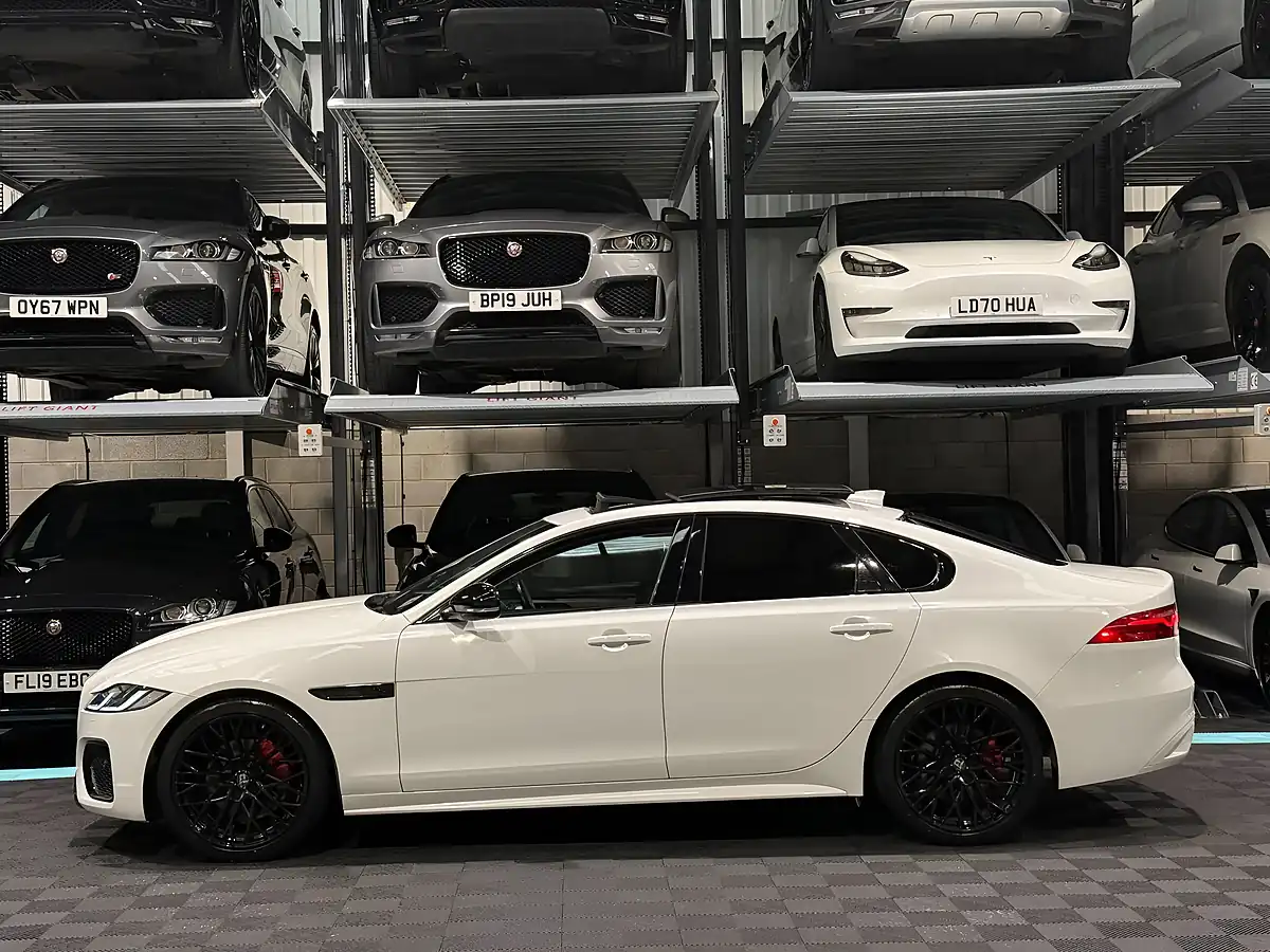 Used 2023 Jaguar Xf R-Dynamic Se Black White - Interior and Exterior details 6