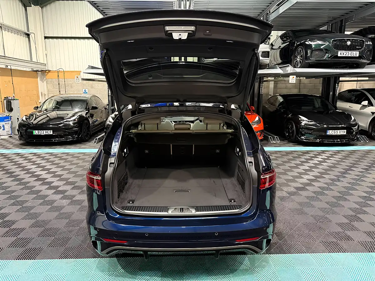 Used 2023 Jaguar Xf R-Dynamic Se Sportbrake Blue - Interior and Exterior details 14