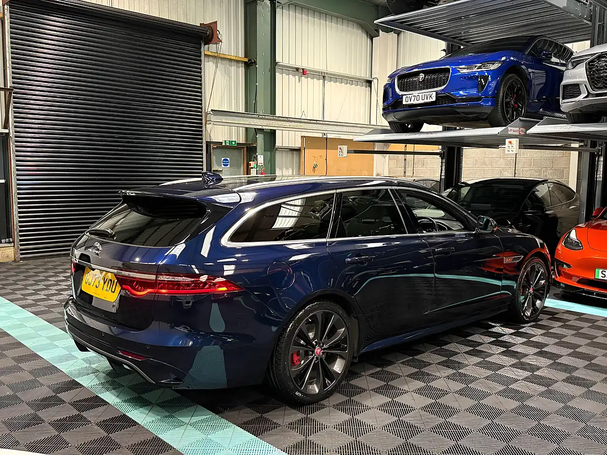 Used 2023 Jaguar Xf R-Dynamic Se Sportbrake Blue - Interior and Exterior details 9