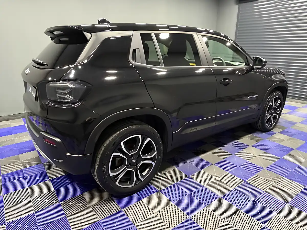 Used 2023 Jeep Avenger 1st Edition Black - Interior and Exterior details 9