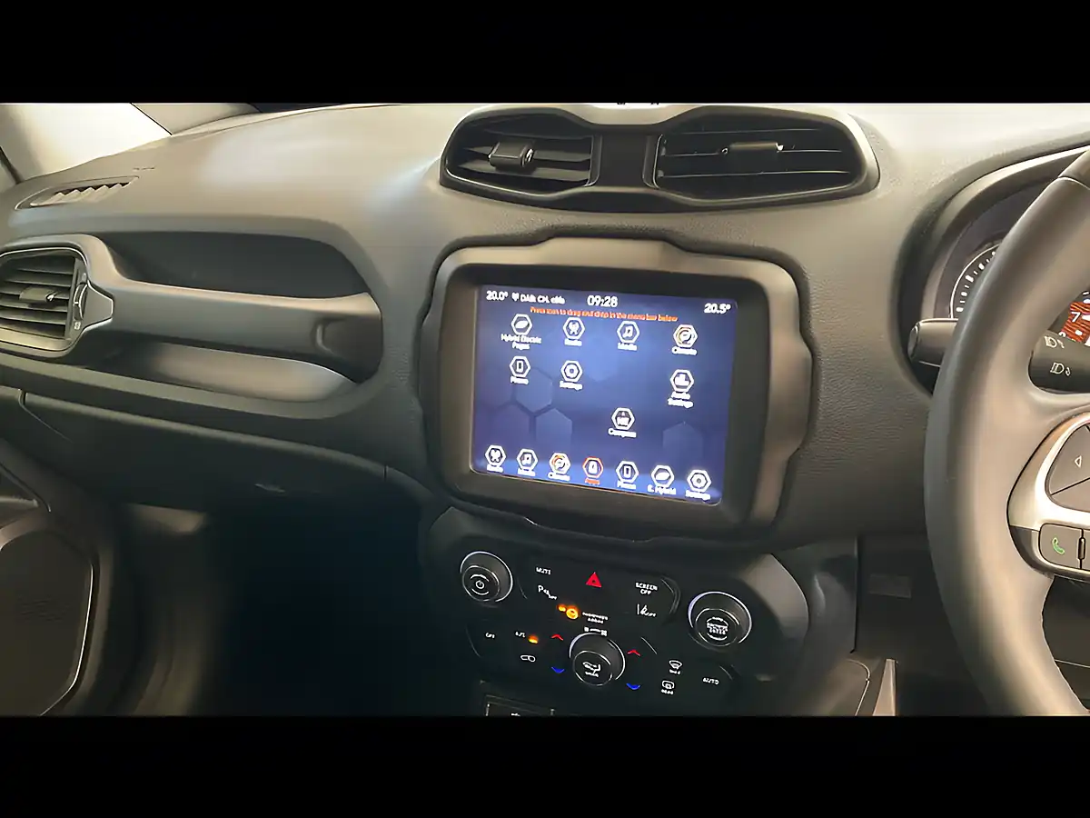 Used 2023 Jeep Renegade Limited Black - Interior and Exterior details 13