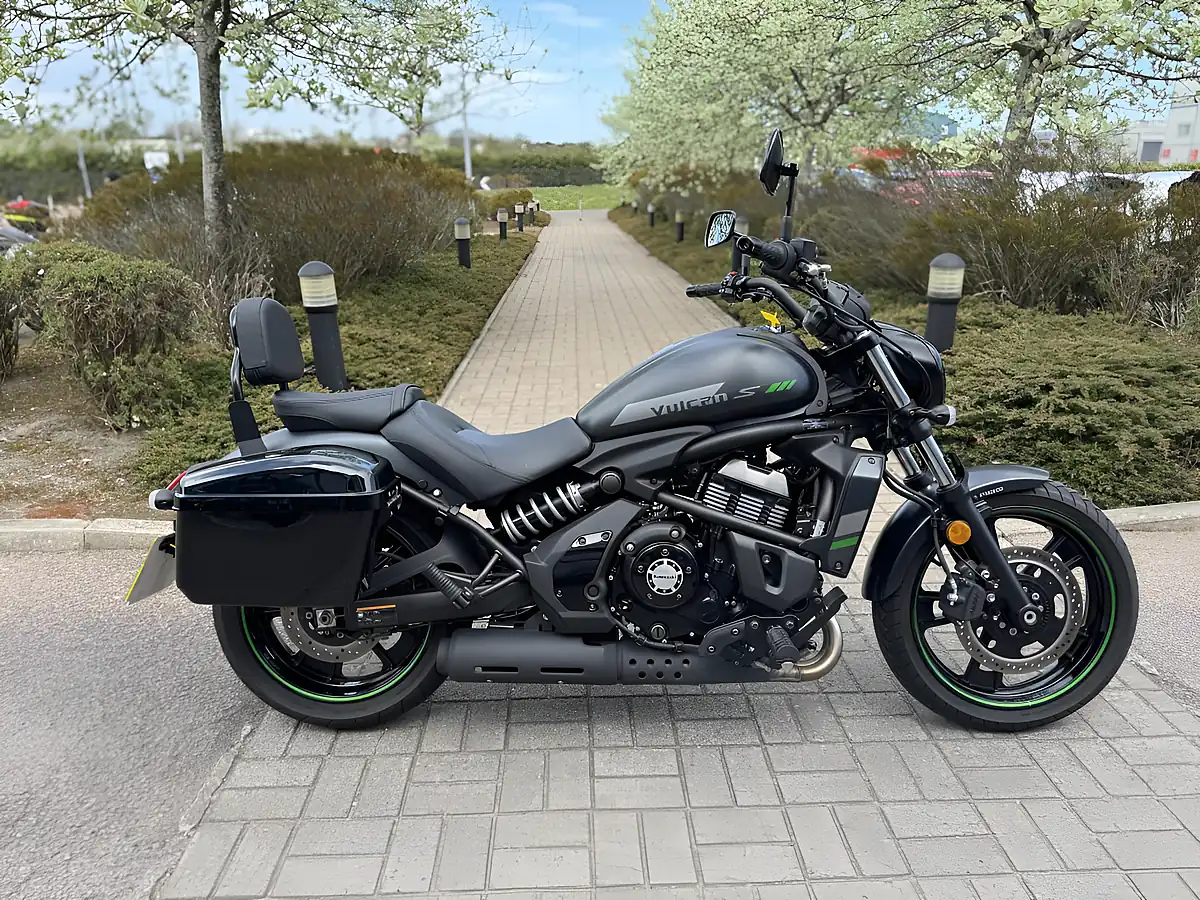 Used 2023 Kawasaki En 650 Jpfan Grey - Front View