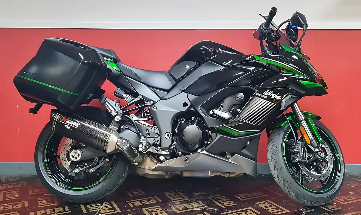 Used 2023 Kawasaki Ninja 1000 Sx Green - Interior and Exterior details 5