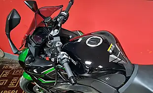 Used 2023 Kawasaki Ninja 1000 Sx Green - Interior and Exterior details 8