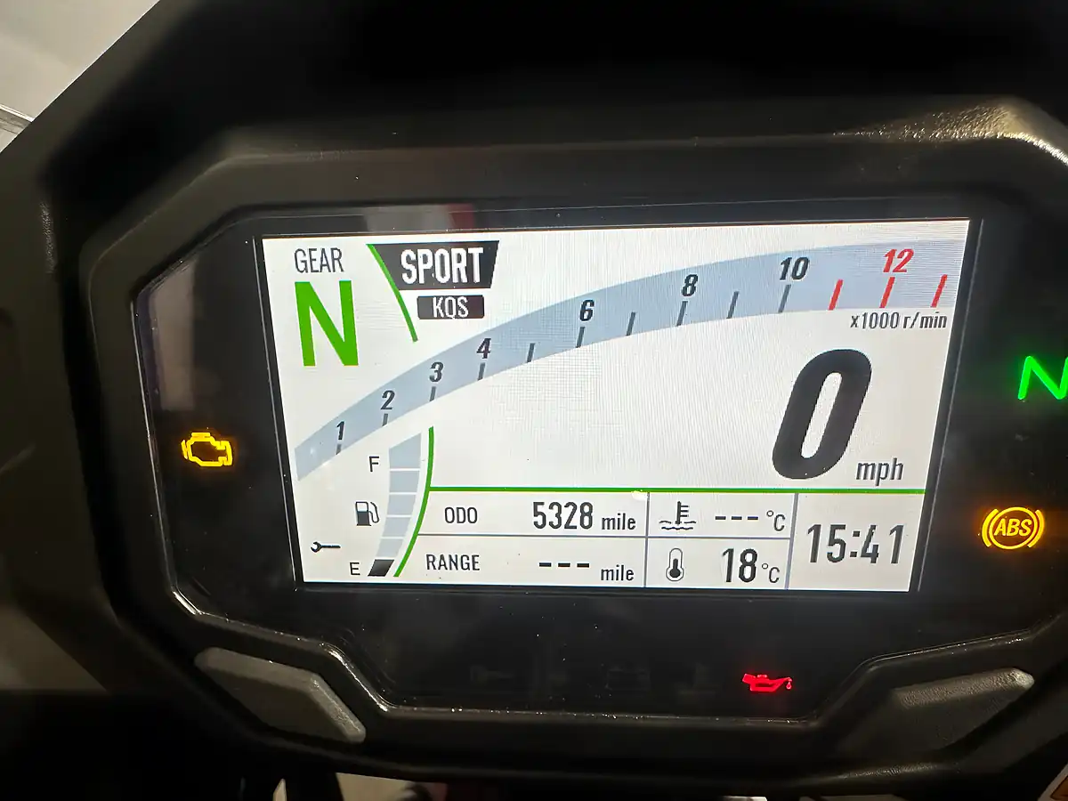 Used 2023 Kawasaki Ninja 1000 Sx Red and Black Metallic - Interior and Exterior details 11