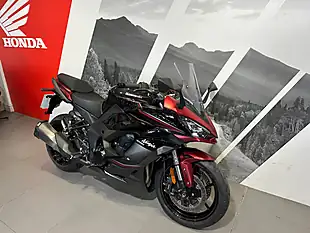 Used 2023 Kawasaki Ninja 1000 Sx Red and Black Metallic - Interior and Exterior details 2