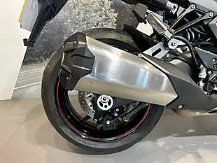 Used 2023 Kawasaki Ninja 1000 Sx Red and Black Metallic - Interior and Exterior details 4
