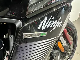 Used 2023 Kawasaki Ninja 1000 Sx Red and Black Metallic - Interior and Exterior details 6