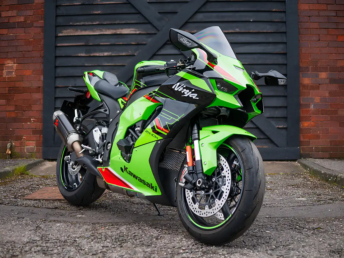 Used 2023 Kawasaki Ninja ZX-10R Green - Front View