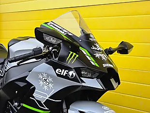 Used 2023 Kawasaki Ninja ZX-10R Performance Edition Black - Interior and Exterior details 17