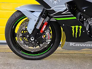 Used 2023 Kawasaki Ninja ZX-10R Performance Edition Black - Interior and Exterior details 8