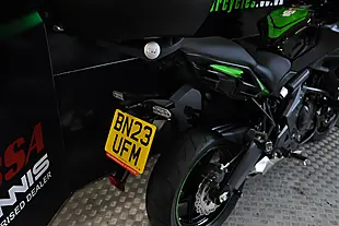 Used 2023 Kawasaki Versys 650 Green - Interior and Exterior details 14