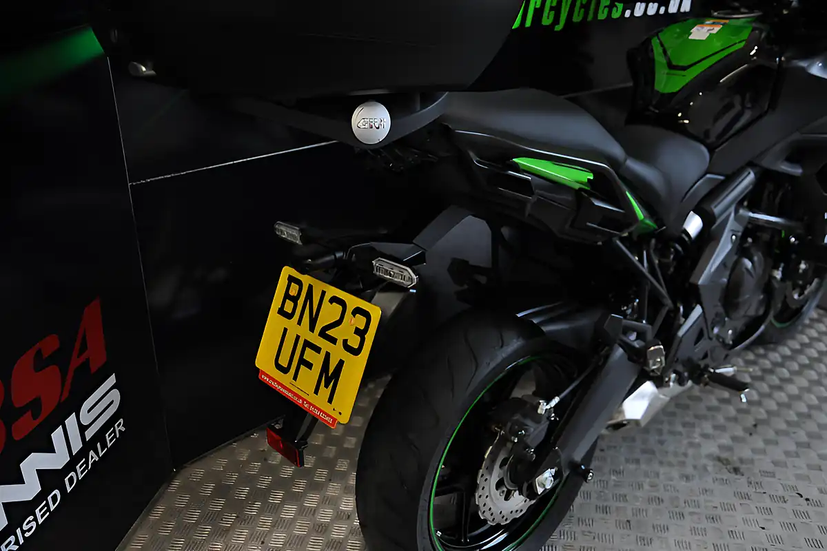 Used 2023 Kawasaki Versys 650 Green - Interior and Exterior details 14