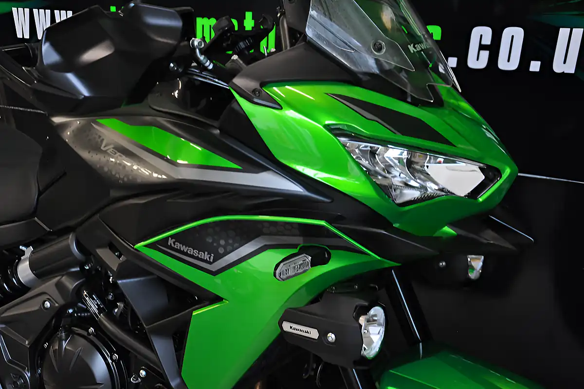 Used 2023 Kawasaki Versys 650 Green - Interior and Exterior details 19