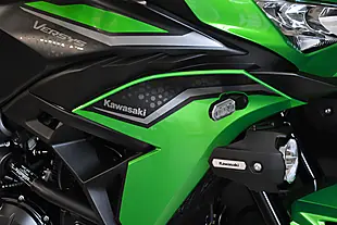 Used 2023 Kawasaki Versys 650 Green - Interior and Exterior details 20