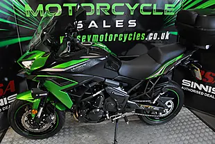 Used 2023 Kawasaki Versys 650 Green - Interior and Exterior details 7