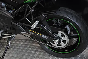 Used 2023 Kawasaki Versys 650 Green - Interior and Exterior details 9