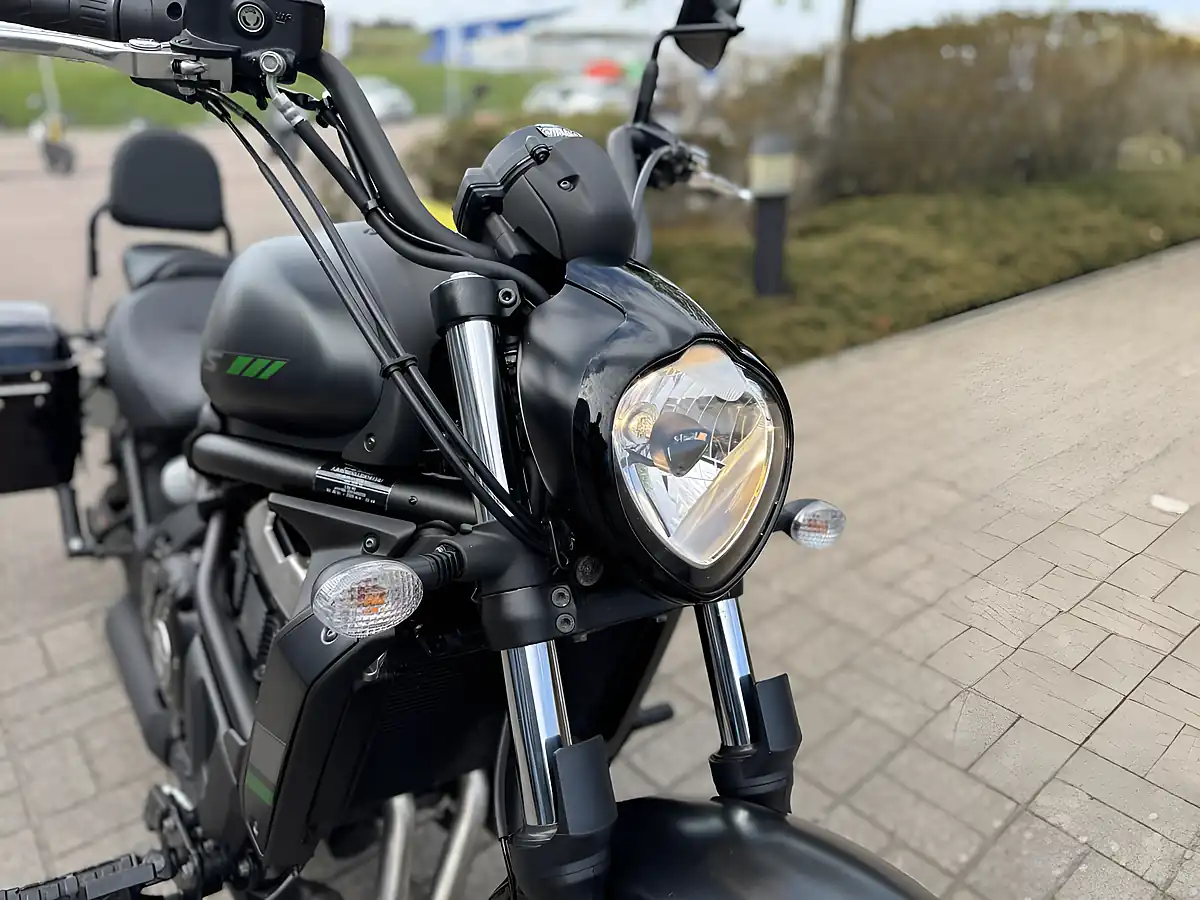 Used 2023 Kawasaki Vulcan S Grey - Interior and Exterior details 17