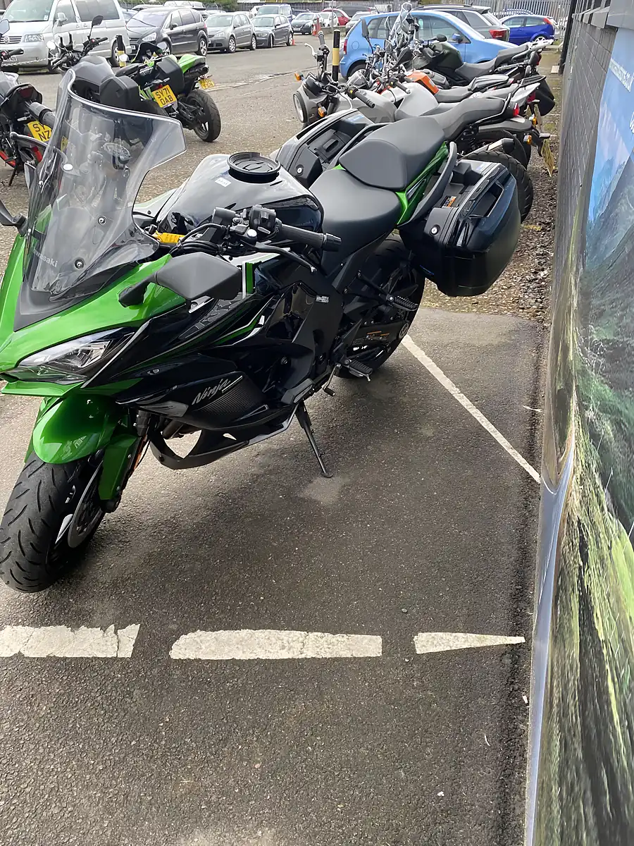 Used 2023 Kawasaki Z1000SX Performance - Interior and Exterior details 3