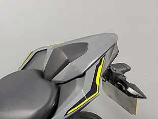 Used 2023 Kawasaki Z125 Grey - Interior and Exterior details 18
