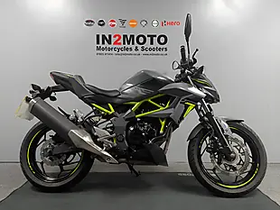 Used 2023 Kawasaki Z125 Grey - Interior and Exterior details 2