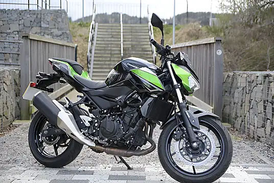 2023 Kawasaki Z400 Supernaked