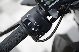 Used 2023 Kawasaki Z400 Supernaked Green - Interior and Exterior details 6
