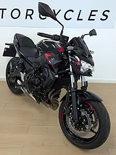 Used 2023 Kawasaki Z650 Supernaked Black - Interior and Exterior details 2