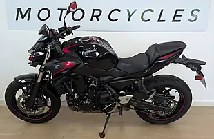 Used 2023 Kawasaki Z650 Supernaked Black - Interior and Exterior details 3