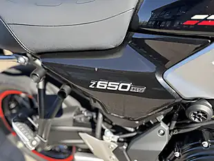 Used 2023 Kawasaki Z650RS Se Black - Interior and Exterior details 12