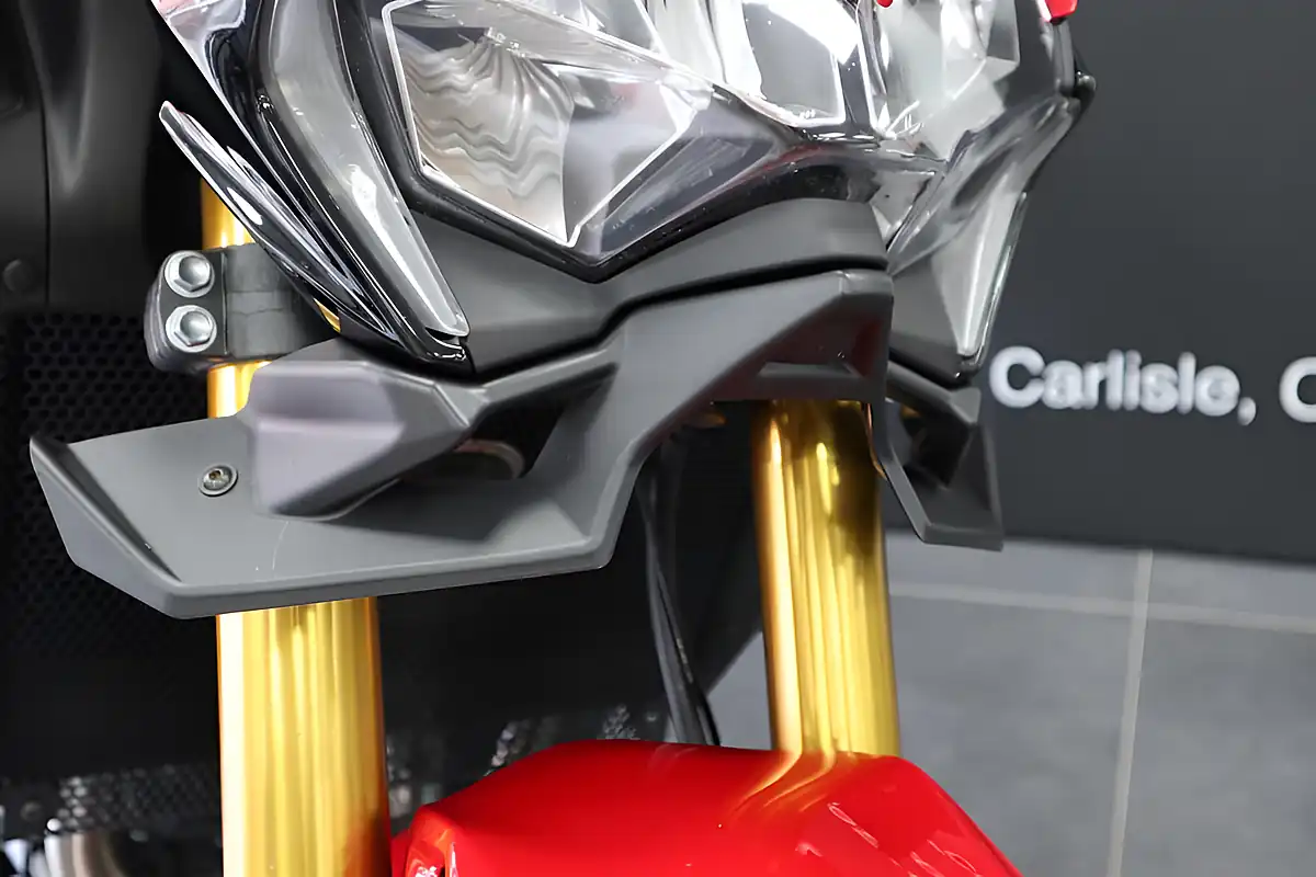 Used 2023 Kawasaki Z900 50th Anniversary Red - Interior and Exterior details 13