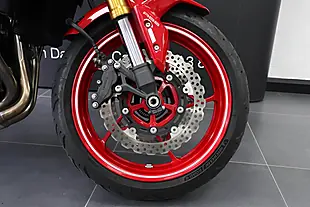 Used 2023 Kawasaki Z900 50th Anniversary Red - Interior and Exterior details 15