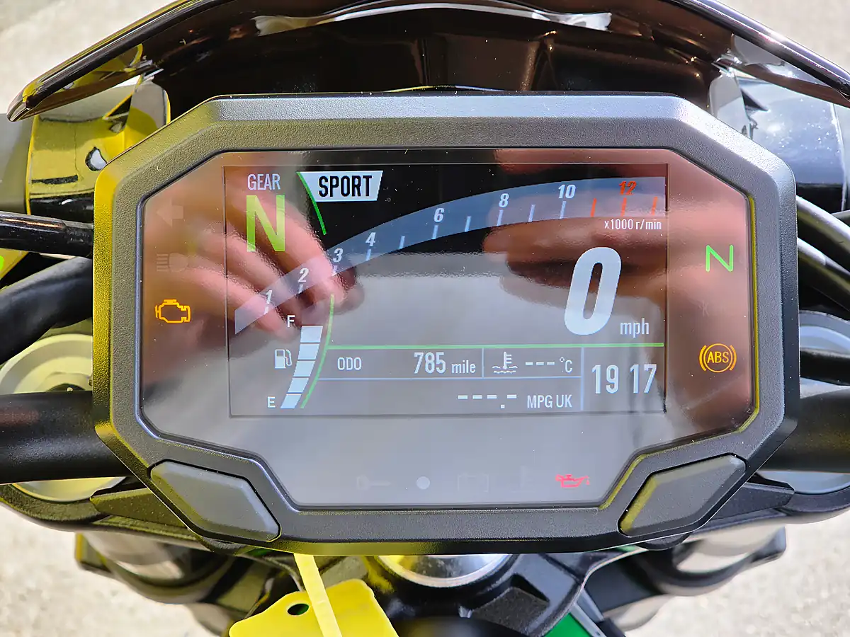 Used 2023 Kawasaki Z900 Performance Edition Grey - Interior and Exterior details 13