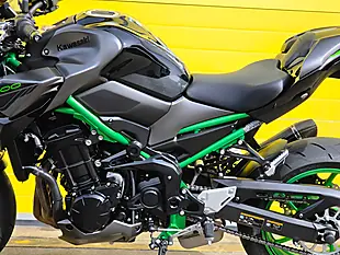 Used 2023 Kawasaki Z900 Performance Edition Grey - Interior and Exterior details 15
