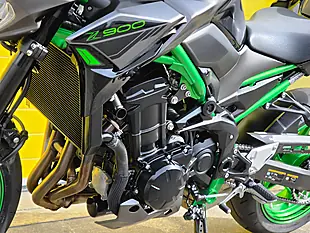 Used 2023 Kawasaki Z900 Performance Edition Grey - Interior and Exterior details 20