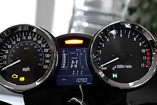 Used 2023 Kawasaki Z900 RS Red - Interior and Exterior details 15