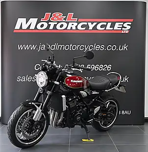 Used 2023 Kawasaki Z900 RS Red - Interior and Exterior details 5