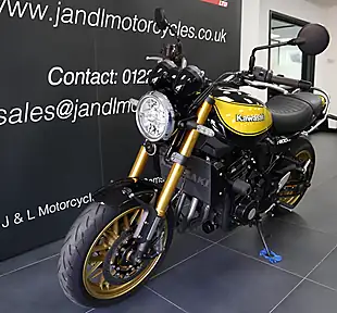 Used 2023 Kawasaki Z900 RS Yellow Ball Black/Yellow - Interior and Exterior details 7