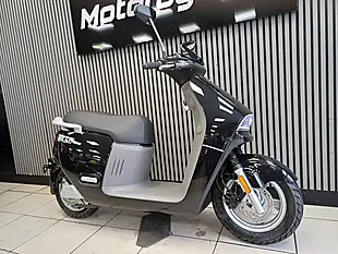 Used 2023 Keeway Blueshark 80 Black - Interior and Exterior details 6