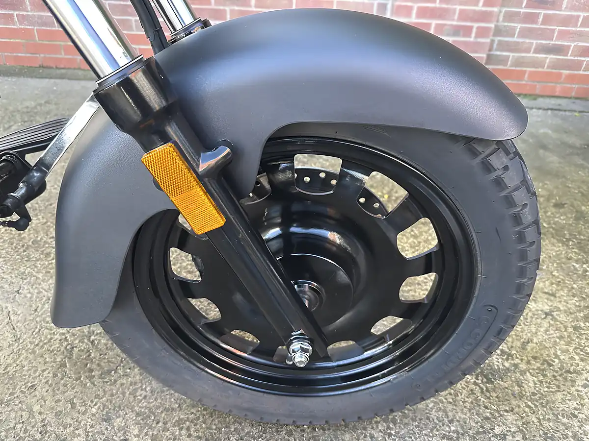 Used 2023 Keeway Superlight 125 Black - Interior and Exterior details 13