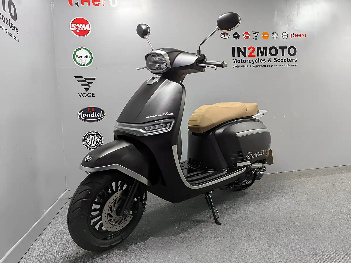 Used 2023 Keeway Versilia 125 Black - Interior and Exterior details 10