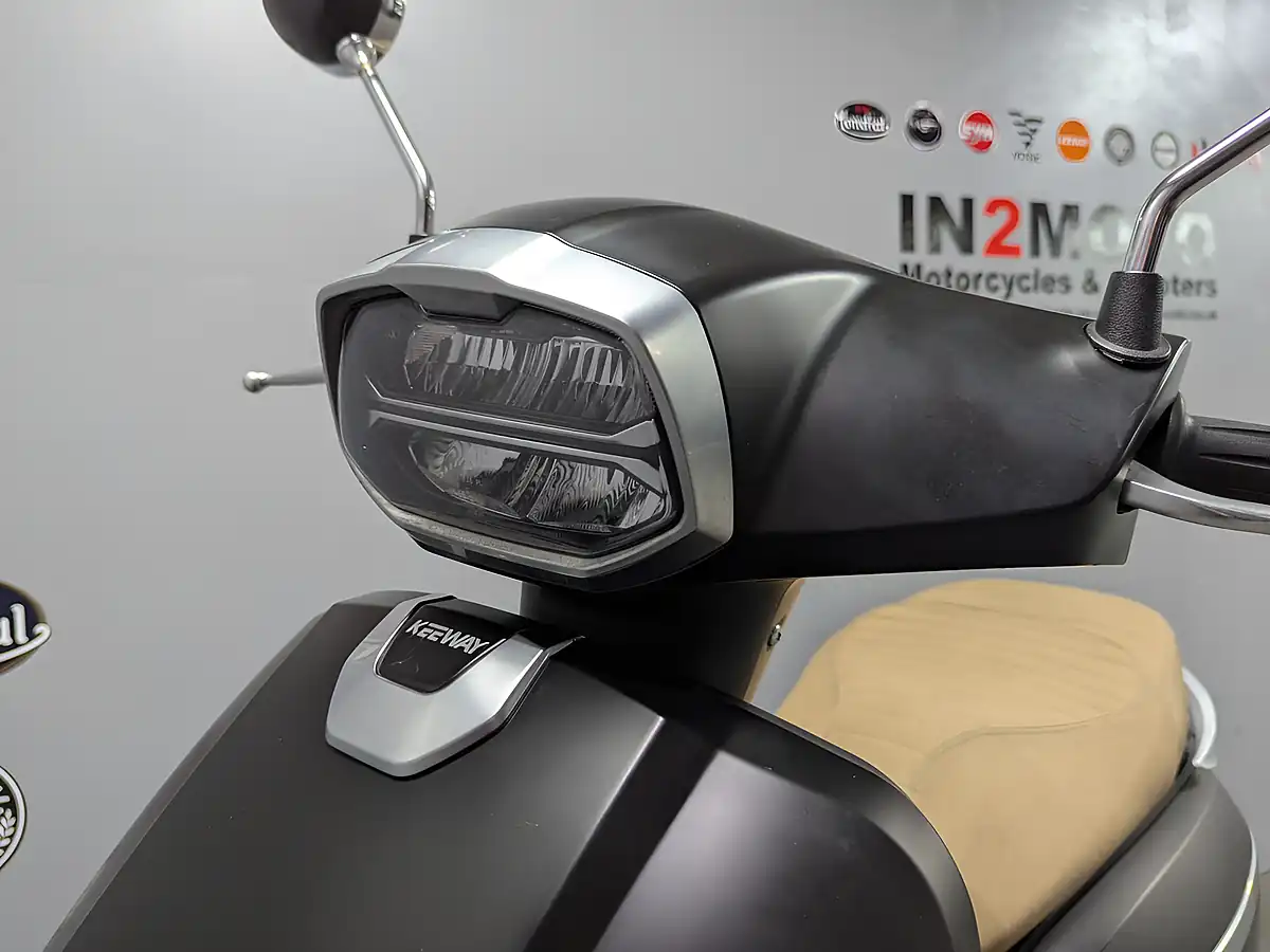 Used 2023 Keeway Versilia 125 Black - Interior and Exterior details 12