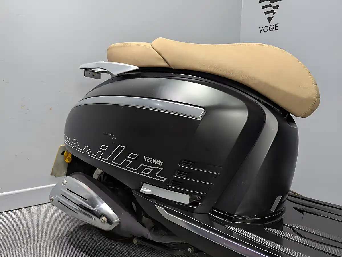 Used 2023 Keeway Versilia 125 Black - Interior and Exterior details 6