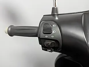 Used 2023 Keeway Versilia 125 Black - Interior and Exterior details 17