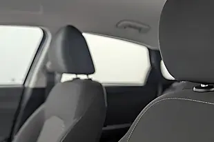 Used 2023 Kia Ceed 2 White - Interior and Exterior details 13