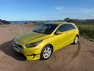 Used 2023 Kia Ceed 2 Yellow - Interior and Exterior details 14